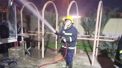 صور: النيران تلتهم داراً لرعاية الأيتام في الديوانية