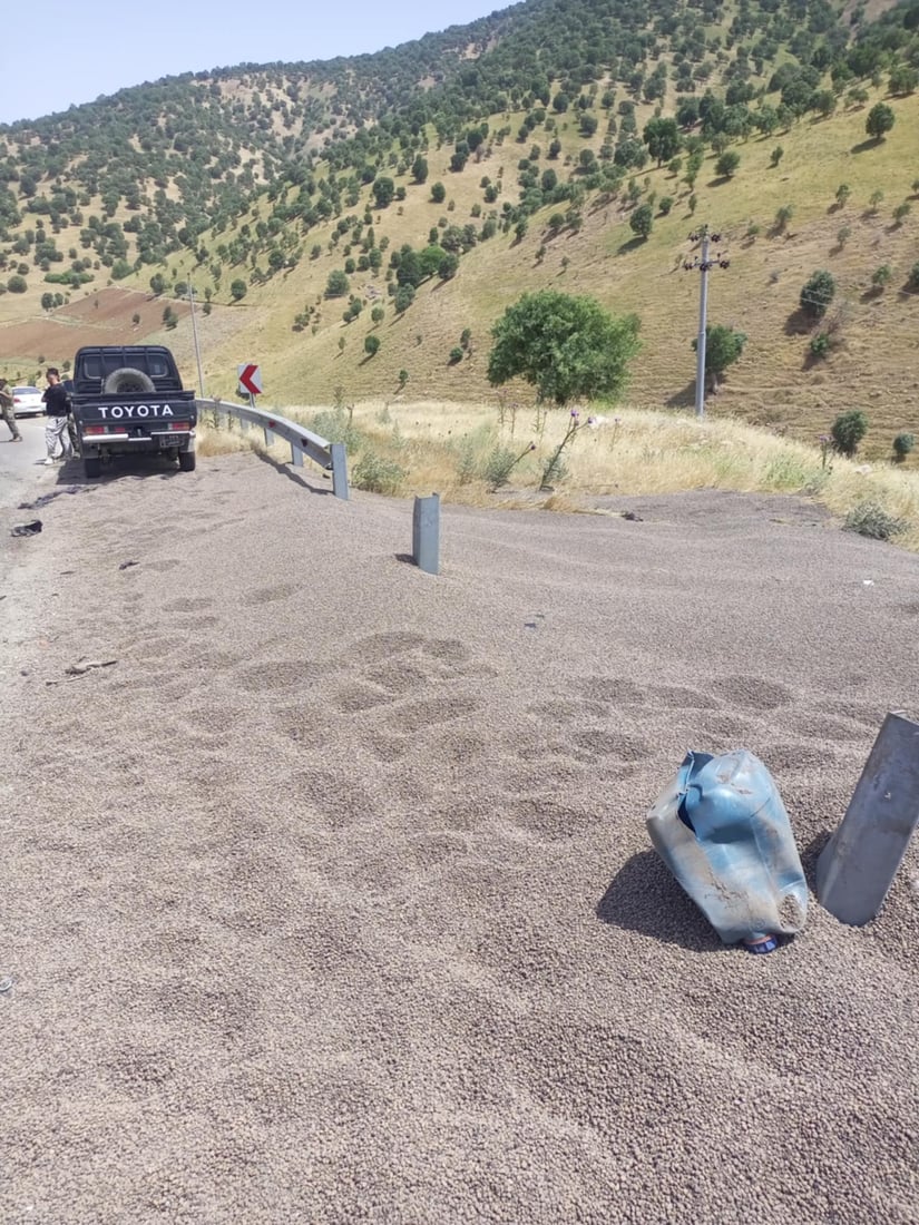 بارهەڵگرێک وەرگەڕا و شۆفێرەکەی گیانی لەدەست دا