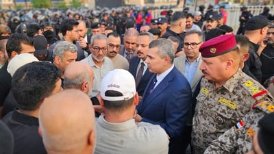 متظاهرو تشرين لوفد الزيدي: نريد حصر السلاح بيد الدولة ومحاسبة الفاسدين