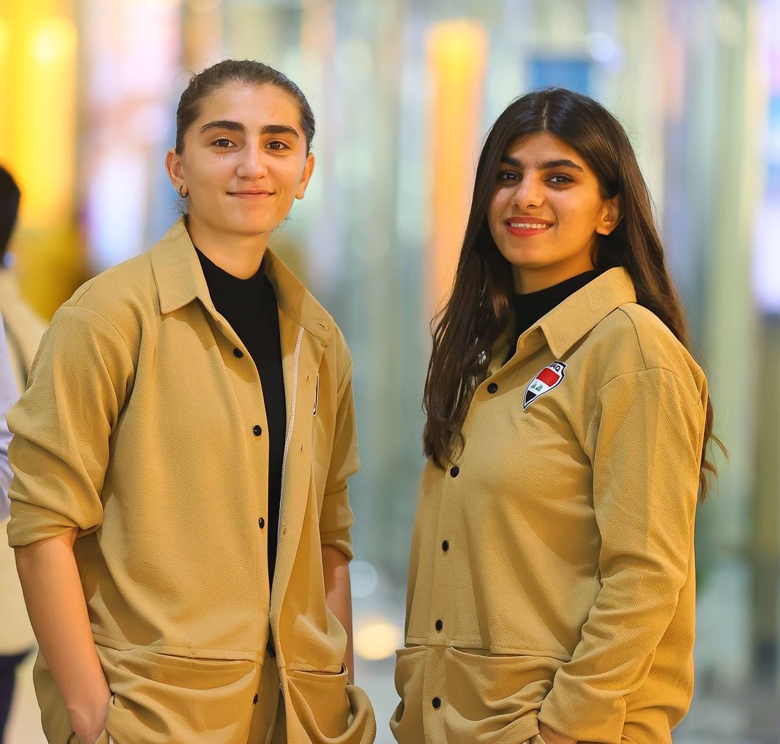 صور: فتيات العراق يصلن عمّان استعداداً لمواجهة سوريا والأردن ولبنان