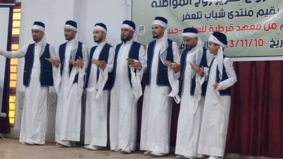 أوتار الساز تضبط دبكات التركمان وقصائدهم.. لقطات من أمسية السلام في تلعفر