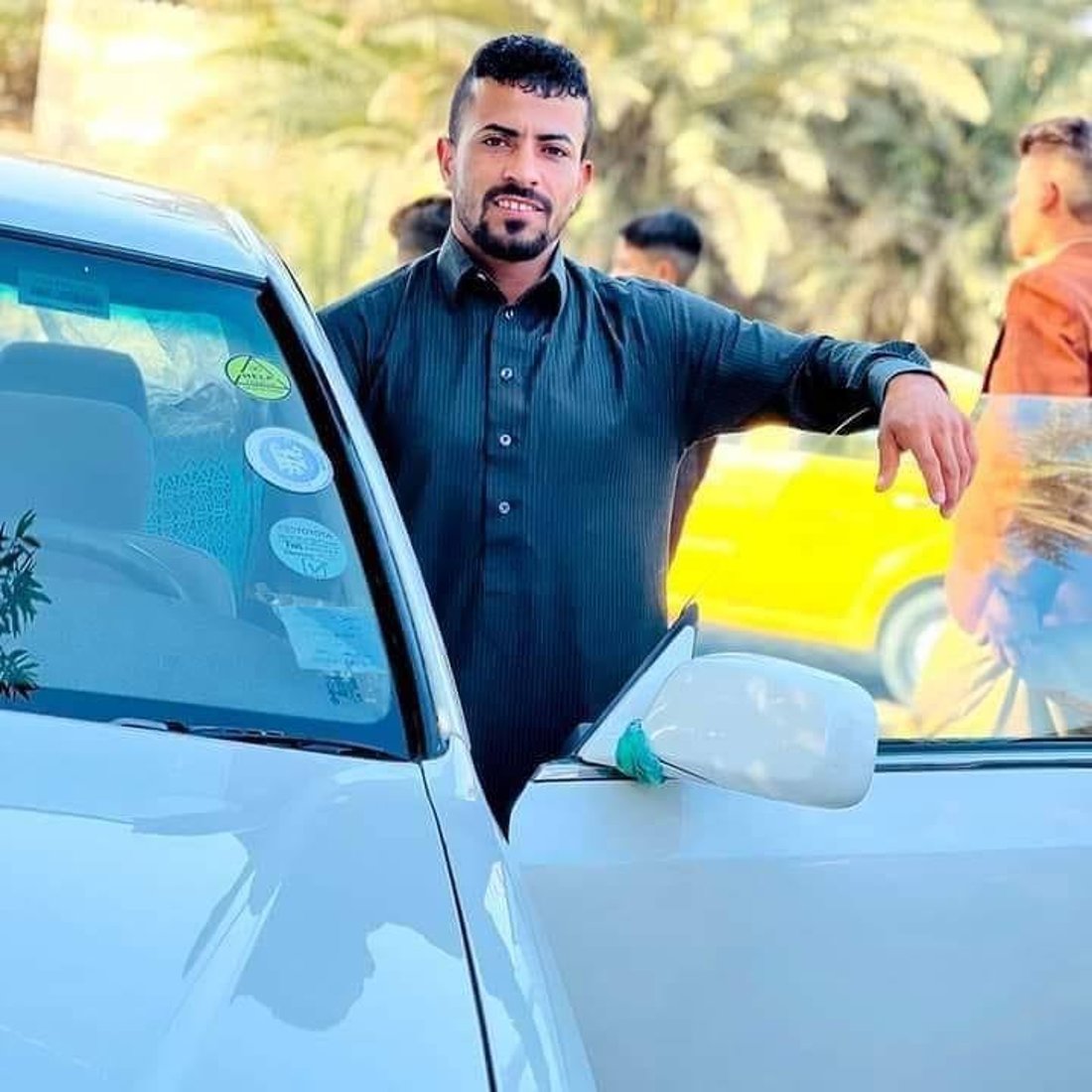 وفاة لاعب كرة قدم في الديوانية بتحطم سيارته تحت دعامية “لوري” (صور)
