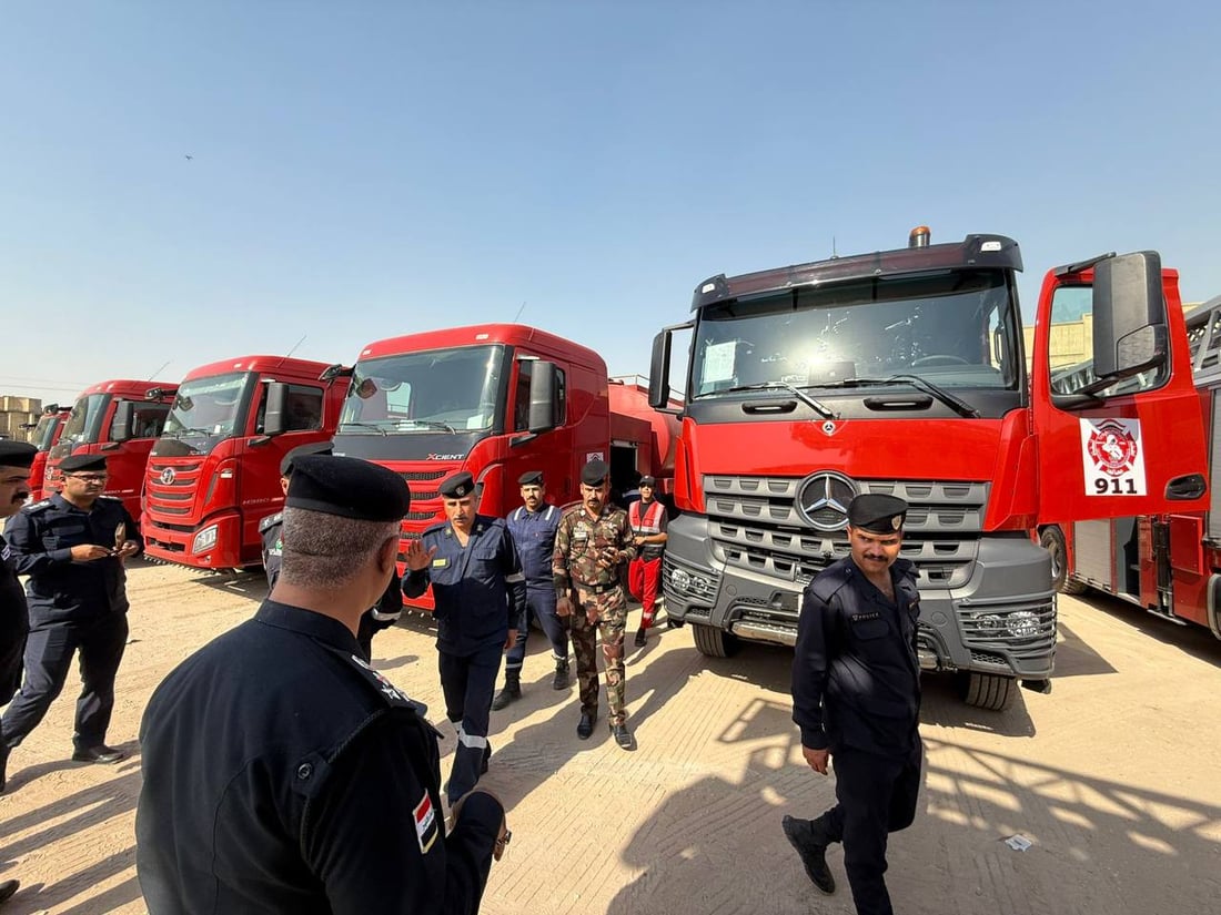 صور: الداخلية تسلم كربلاء سيارات إطفاء وإنقاذ آخر موديل