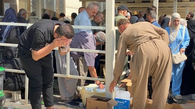 حاڵى موچەخۆران لەسەرەى وەرگرتنى موچەدا