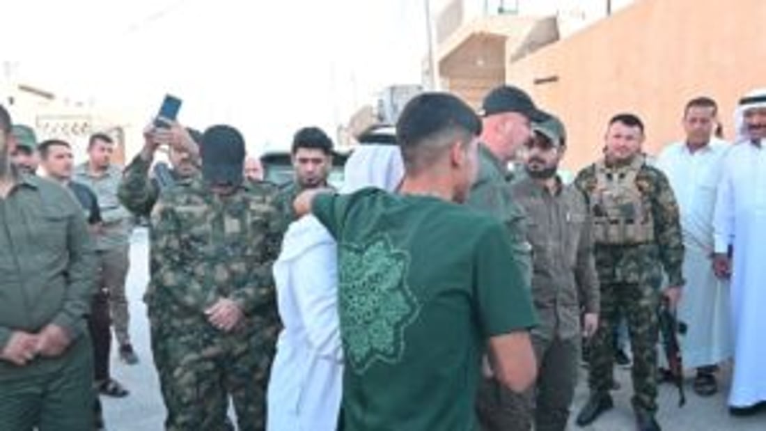 صور: الحشد والمخابرات يعيدان مختطفاً من تلعفر كان محتجزاً في سوريا