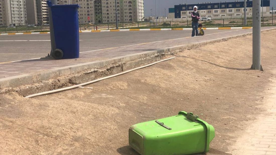 صور: سكان بسماية يعرضون 50 دولاراً مقابل عودة “هانوا”.. لم نجن سوى “بند القمامة”