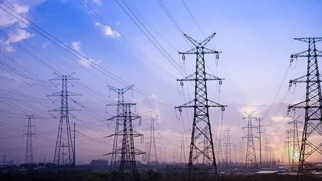 تراجع تجهيز ديالى بالكهرباء بعد توقف الخط الإيراني.. وطهران توضح