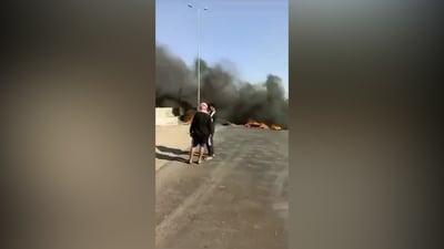 البو حداري غضبوا في الكوفة وقطعوا طريق الحلة: لن نتصادم مع الشرطة