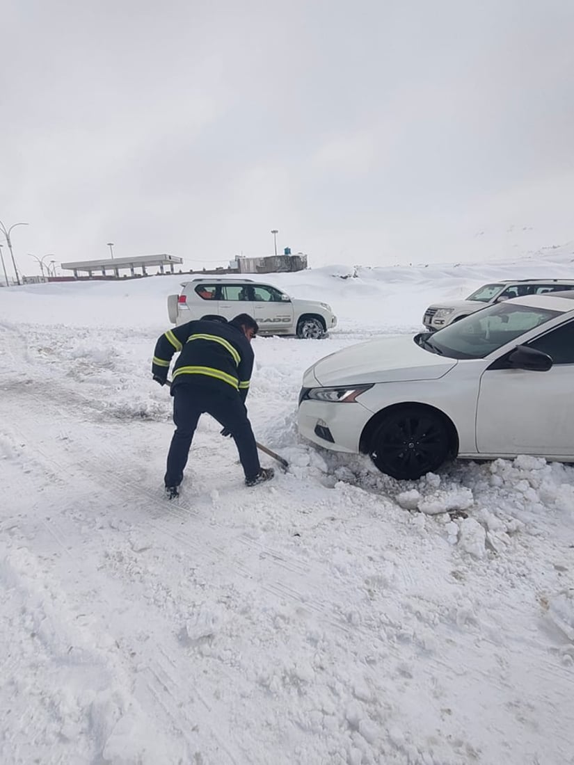 پەنجا گەشتیار رزگارکران