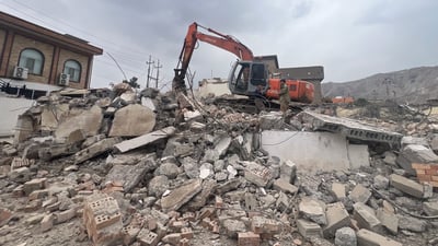 تاقە حەمامەکەی دەربەندیخان رووخێنرا