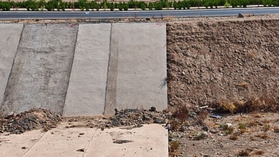 کەندەکەی کۆڕنیش تەنیا 50 مەتری لێ کۆنکرێت کراوە