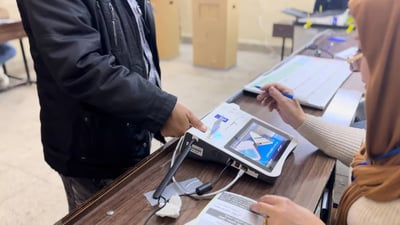 Device glitches cast doubt on voting intentions