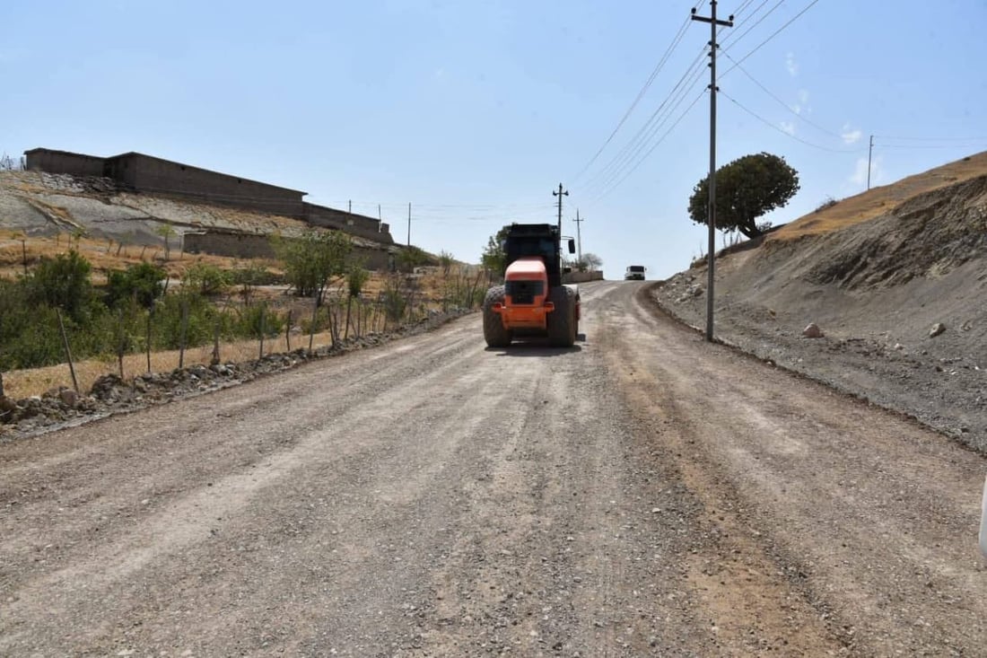 رێگای چەند گوندێک لە ناحیەی بنگرد قیرتاو دەکرێت