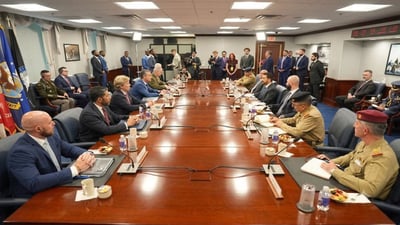 “دوای هاوپەیمانان، پێشمەرگە و سوپا رابەرایەتی شەڕی داعش بکەن”