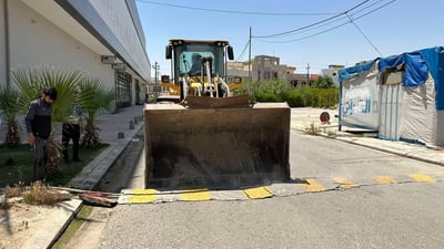 Erbil municipality removes illegal signsboards across the city