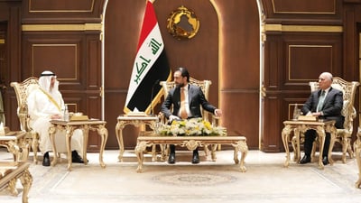 الحلبوسي يبحث مع وزير الخارجية الكويتي تفعيل الدبلوماسية البرلمانية ولجان الصداقة
