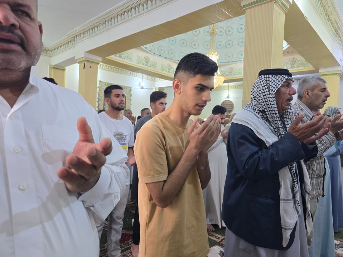 صور من جامع أكرم في الصويرة.. دعوات بعيد مبارك على جميع العراقيين