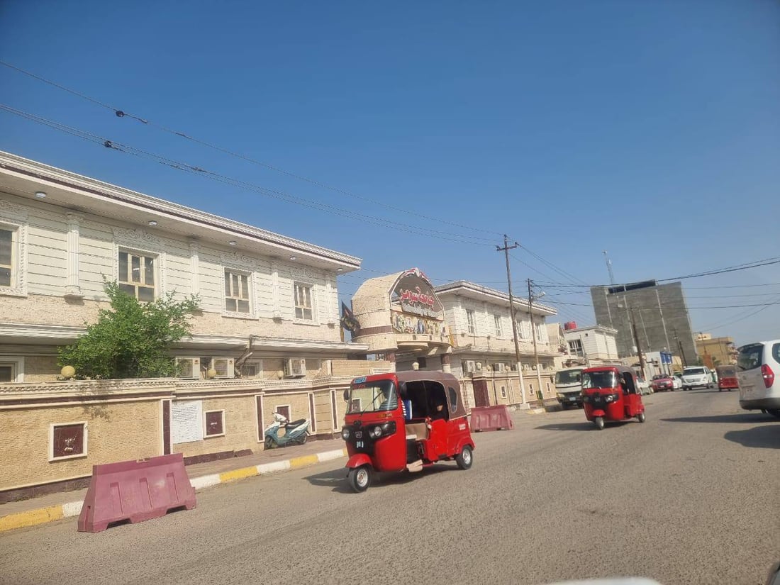 من ذي قار.. خط التكتك في الرفاعي لطلبة جامعة سومر بـ 25 ألفاً شهرياً (صور)