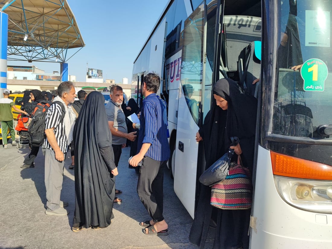 صور: أهل الخليج وإيران والعراق عائدون إلى مدنهم.. بدأ تفويج الزوار العكسي