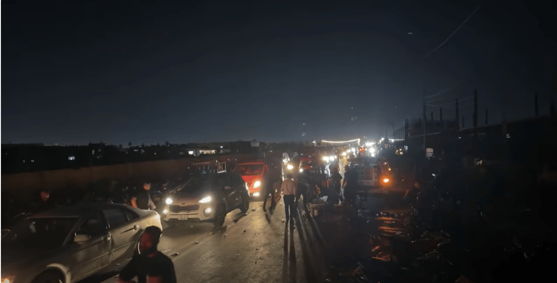 مباشر من أمام “هايبر ماركت الكوت”.. انتشار عسكري والأهالي مستمرون بالتوافد