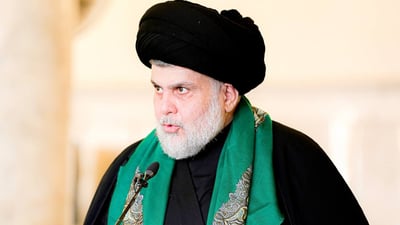 الصدر يدعو أنصاره للهدوء وسط انشغال العراق بحصر السلاح