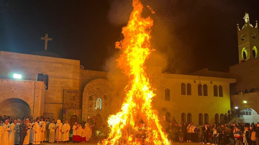 كنائس نينوى تكرس صلوات الميلاد من أجل العودة إلى الموصل والسهل (صور)