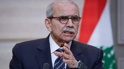 الزيدي يستقبل رئيس حكومة لبنان غداً مع طاقم أمني.. أنبوب نفط جديد لطرابلس