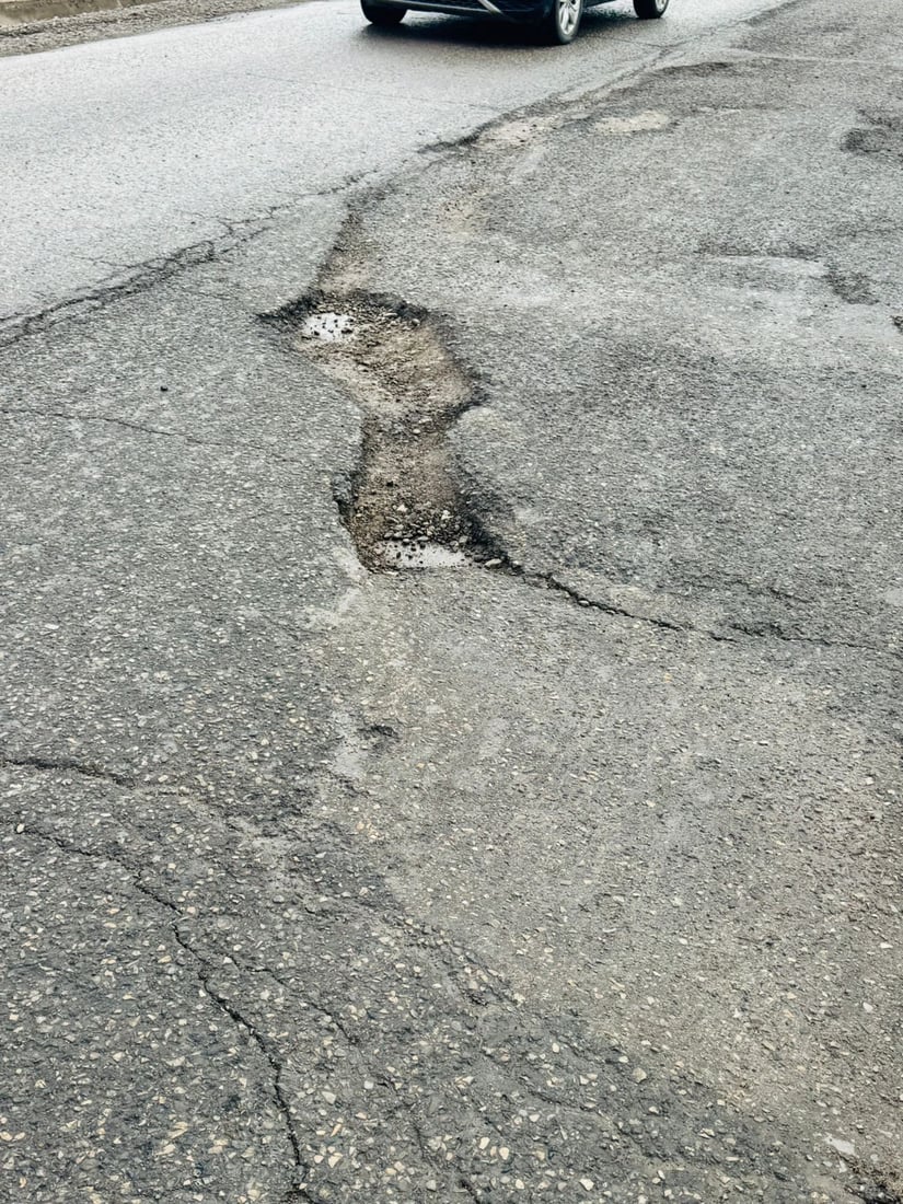 هاتووچۆی دەربەندیخان چاڵەکانی رێگای زەڕایەنی پڕکردەوە