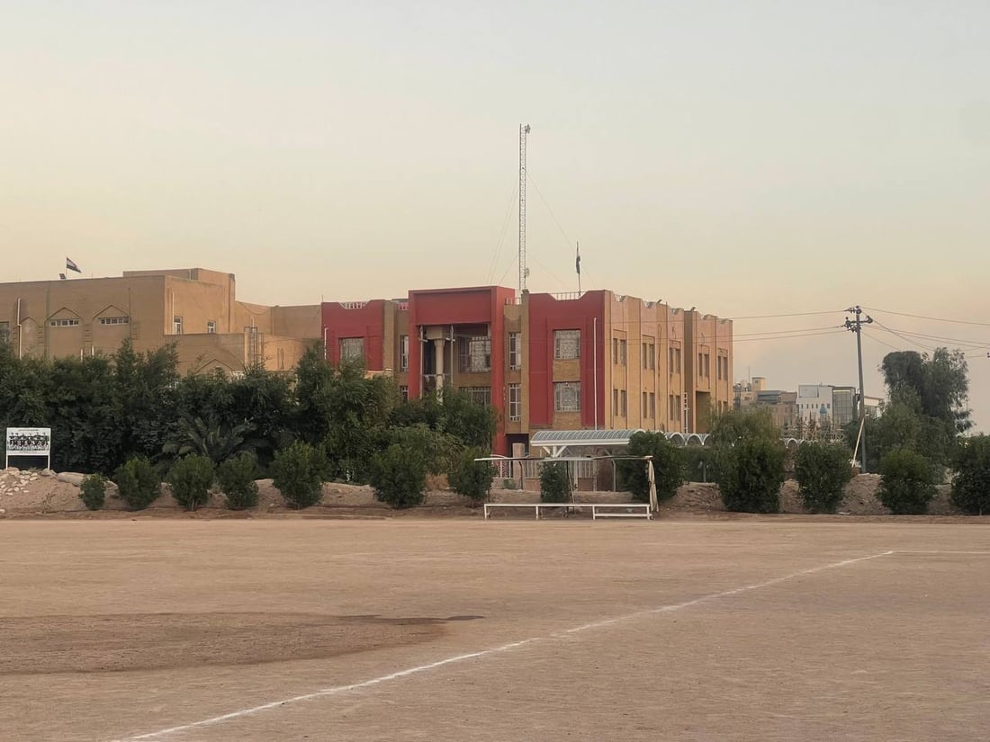 النجف تنقذ ملعب العدالة بتعهدات في الشرطة وسياج الإلبيزيا (صور)
