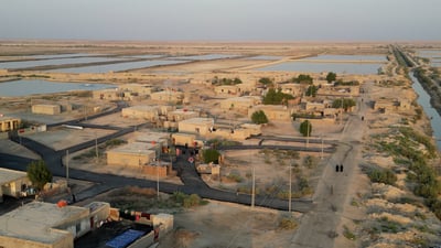 تصوير جوي موحش: قوافل آلبومحمد تتحرك شمالاً لملاحقة الماء وأحياء كاملة بلا سكان