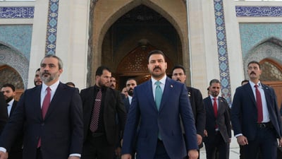 صور: الزيدي داخل أروقة مرقد السيدة زينب والجامع الأموي بدمشق