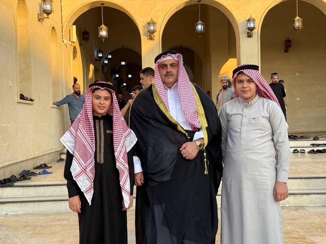 صور.. مئات المصلين يؤدون صلاة عيد الأضحى في جامع النبي جرجيس وسط الموصل