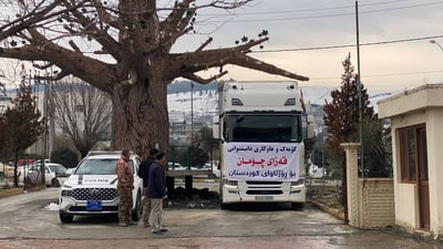 سۆران بە 12 بارهەڵگر پێداویستی و زیاتر لە 200 ملیۆن دینار هاوکاری بۆ رۆژئاوا کۆکردەوە