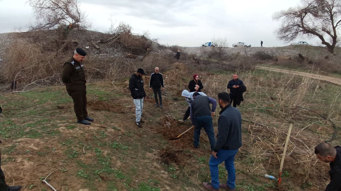 غابات قرة بك تعود مجدداً.. حرق شواطئ الزاب يواجه بحملة تشجير (صور)