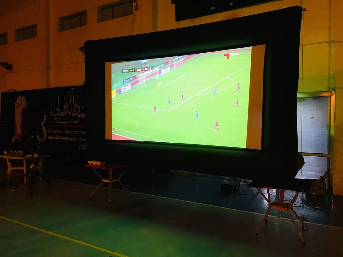 بلد: البرد القارس ينقل منطقة المشجعين من باب الخان إلى قاعات مغلقة (صور)