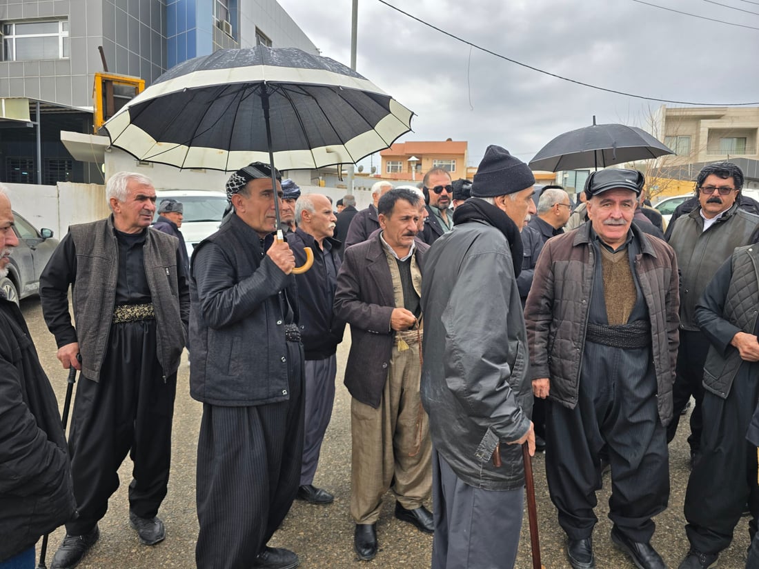 کەمئەندامانی سەنگەر ناڕازین؛ 