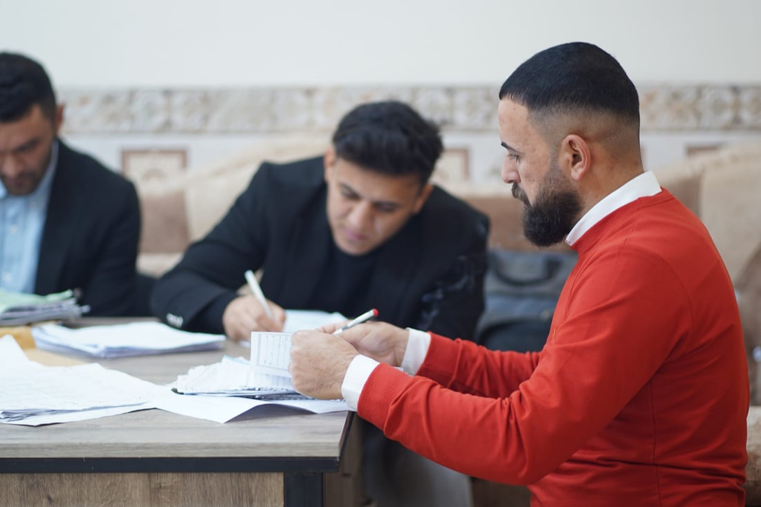 ثانوية مختلطة في حمام العليل ترفع معدلاتها بفضل مدرس متطوع