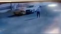 فيديو: مشهد هوليودي لشرطي مرور نجا بأعجوبة من اصطدام سيارتين في كربلاء