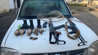 بازگەکەی “مەنیلە” سێ راوچی بە چەک و فیشەکەوە گرت