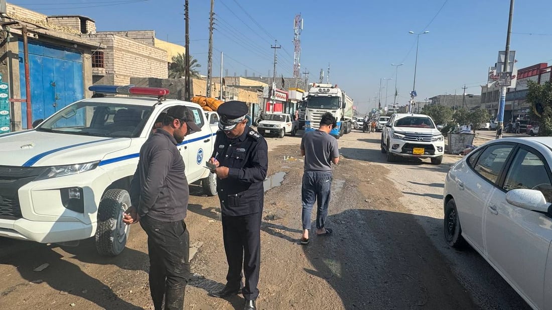 مرور الزبير تفاجئ سوق سوادي بالسيطرات.. المراهقون على رأس قائمة المطلوبين (صور)