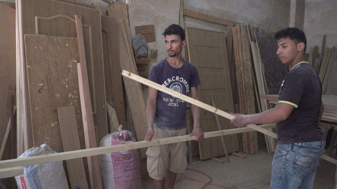 أرقام من بابل: بقيت 8 ورش نجارة فقط تحاول تقليد الماليزي والتركي لإقناع الزبائن