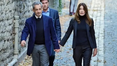 ساركوزي في السجن: عدالة تمشي ببطء… لكنها تمشي!