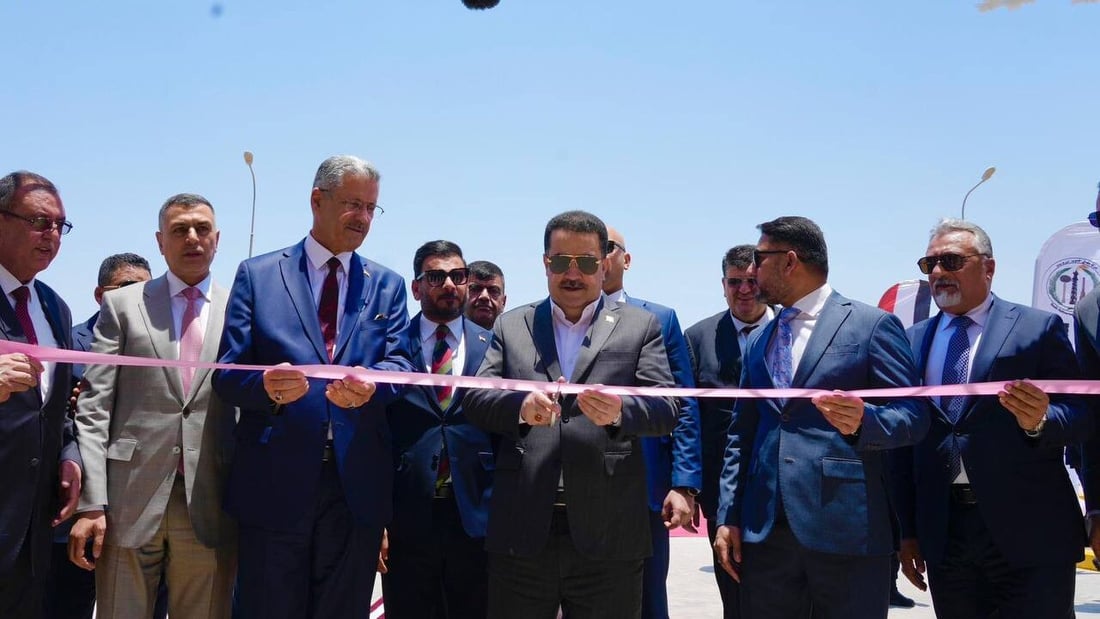 السوداني يفتتح وحدة الأزمرة الخاصة بالبنزين المحسن في مصفى البصرة