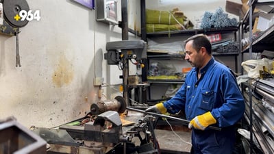 نشوان بهنام جقماقجي.. أول حداد مسيحي يعود للعمل في الموصل (فيديو)