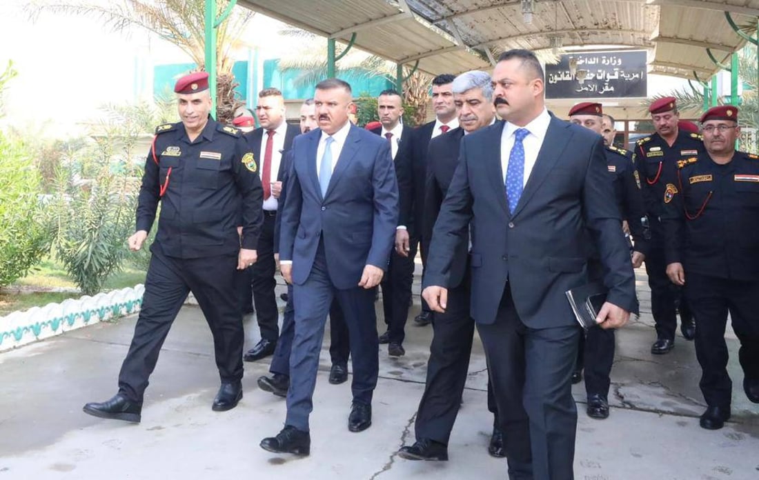 وزير الداخلية يبحث مع “وحدة أمن الملاعب” تأمين خليجي 25 في البصرة