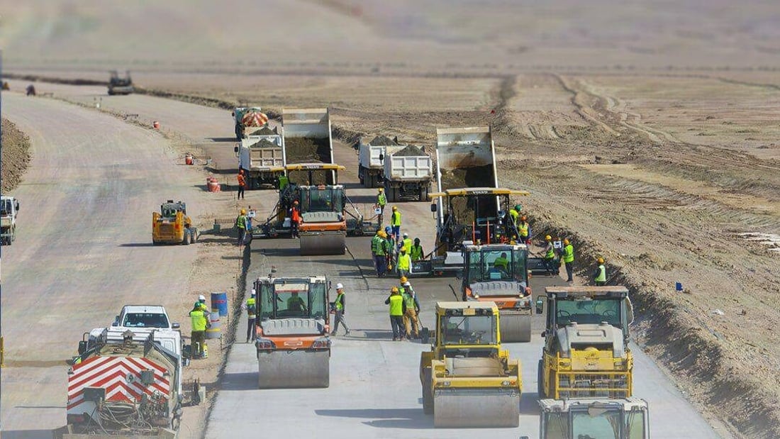 النقل تعلن وصول نسب انجاز الخط الرابط بين طريق التنمية والنفق المغمور إلى 53%