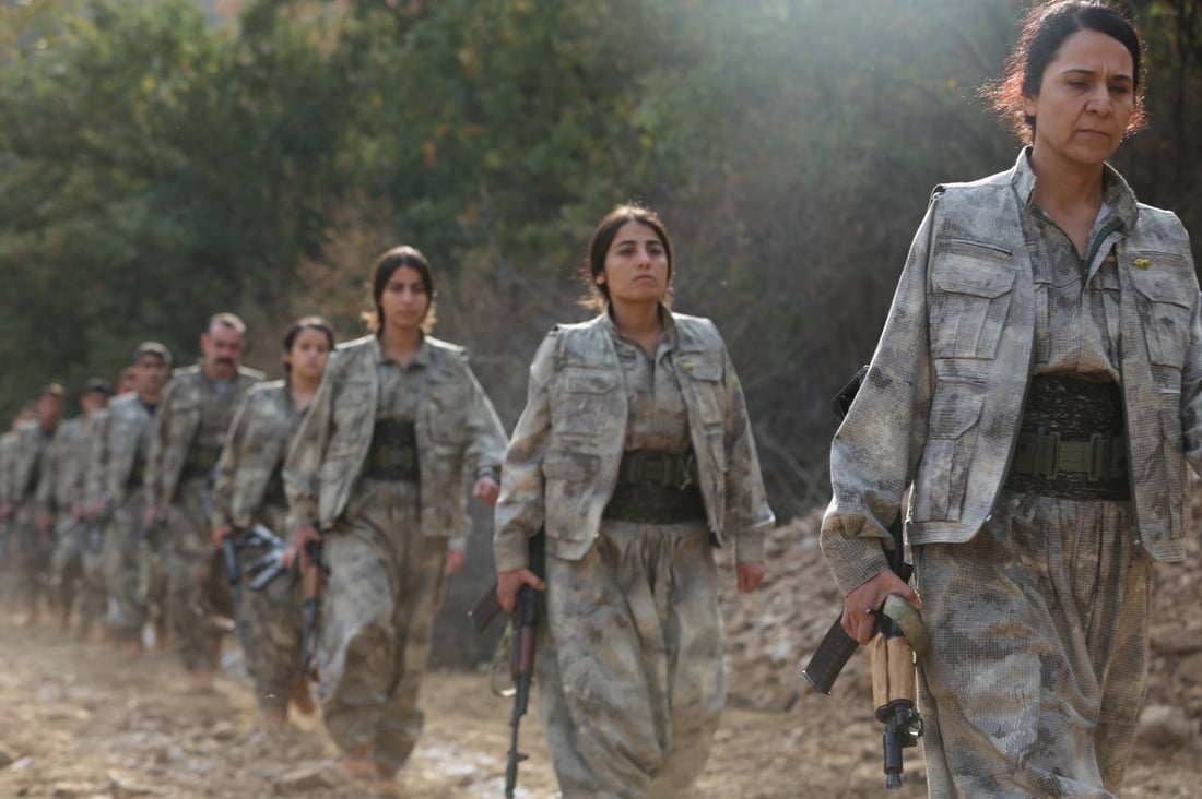 مقاتلو PKK ينسحبون من مناطق تركيا ويتمركزون في “دفاع ميديا” على حدود العراق