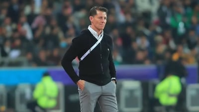 Casas downplays Iraqi team’s chances in upcoming Asian Cup