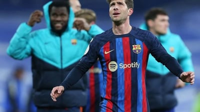 ئینتەر بەدوای کاپتنی بارسادا دەگەڕێت