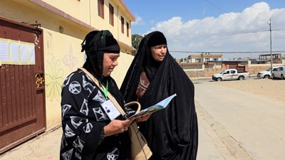 عراقيات يغادرن الظلام بعد الـ 60.. متحمسات لأداء الامتحان الوزاري (فيديو)